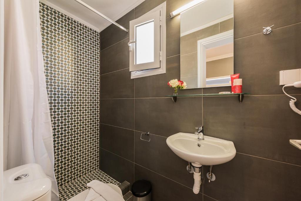 Geana Apartments photo