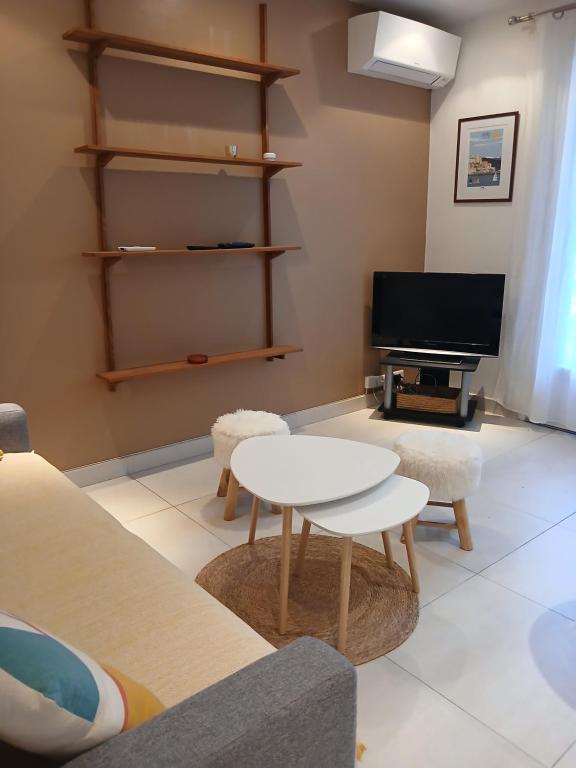 Appartement centre Antibes bd Albert 1er - 3