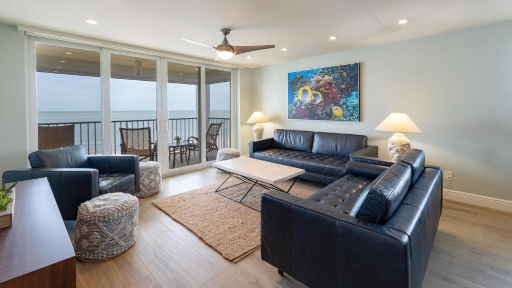 Apollo Condominium 710, Marco Island