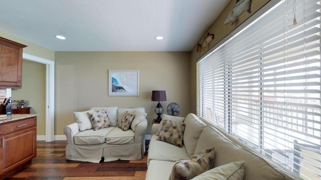 Driftwood Landing 13, Naples