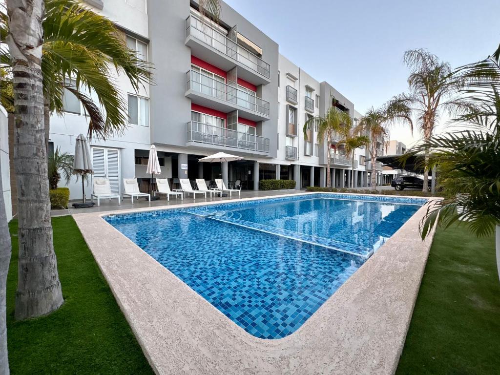 Departamento con BONITA VISTA , BALCÓN y ALBERCA !! en CERRITOS - 406 A - - 1