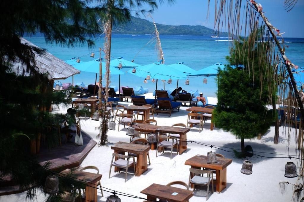 Living Asia Sunset Resort