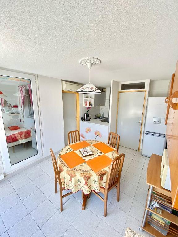 APPARTEMENT 1 CHAMBRE, 6 PERSONNES DANS RESIDENCE AVEC PISCINES - 5