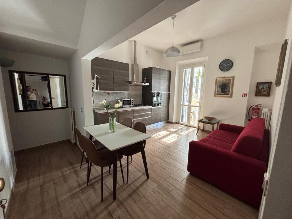 Rinuccini 46, Florencie