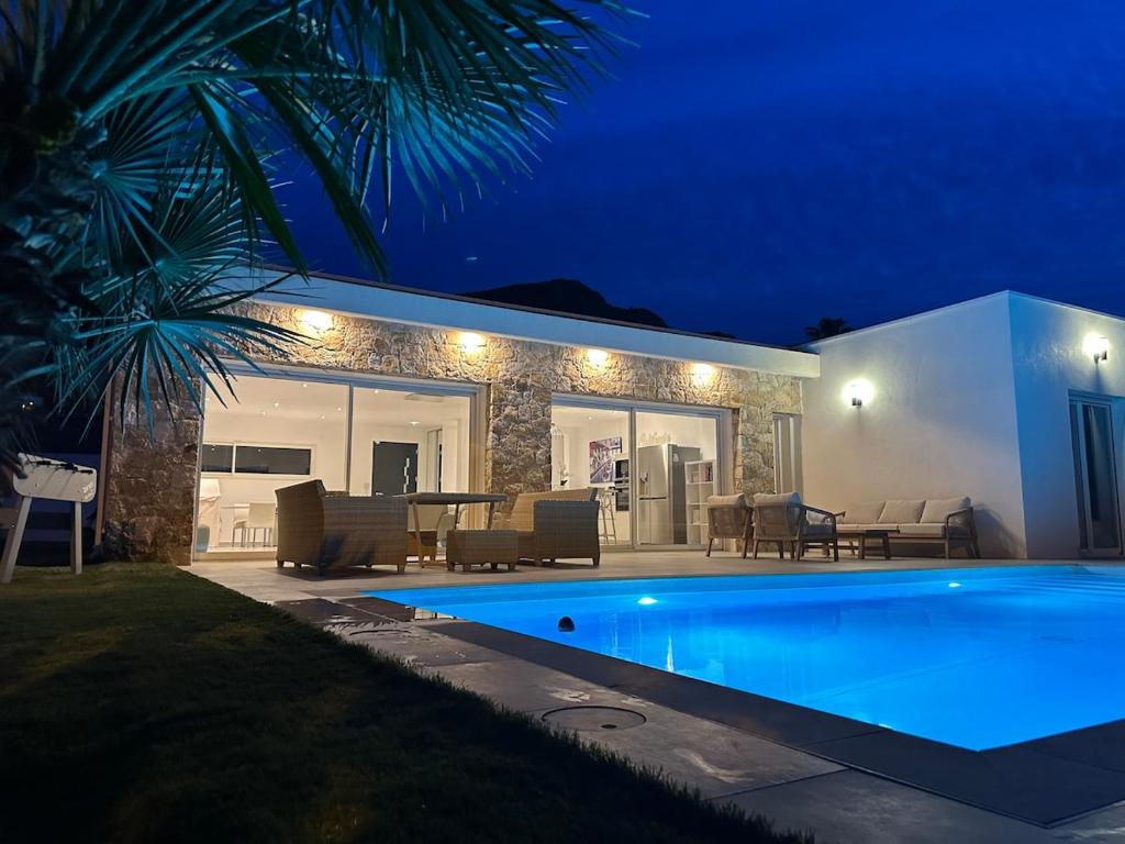 Villa neuve avec piscine 3 chambres 140 m2 - 4