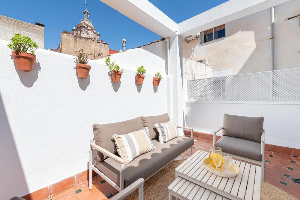 Skandiloft in Malaga by Solaga Holiday Homes - 2