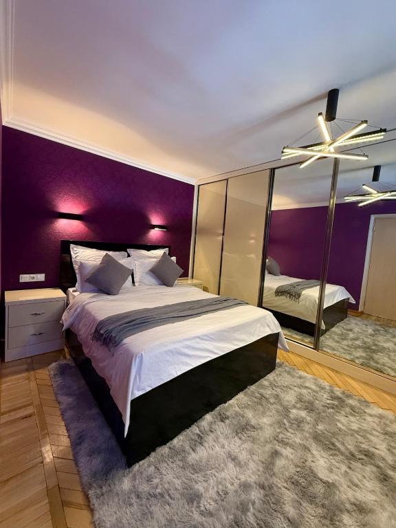 Rhythms of the Center near Cascade, Jerevan