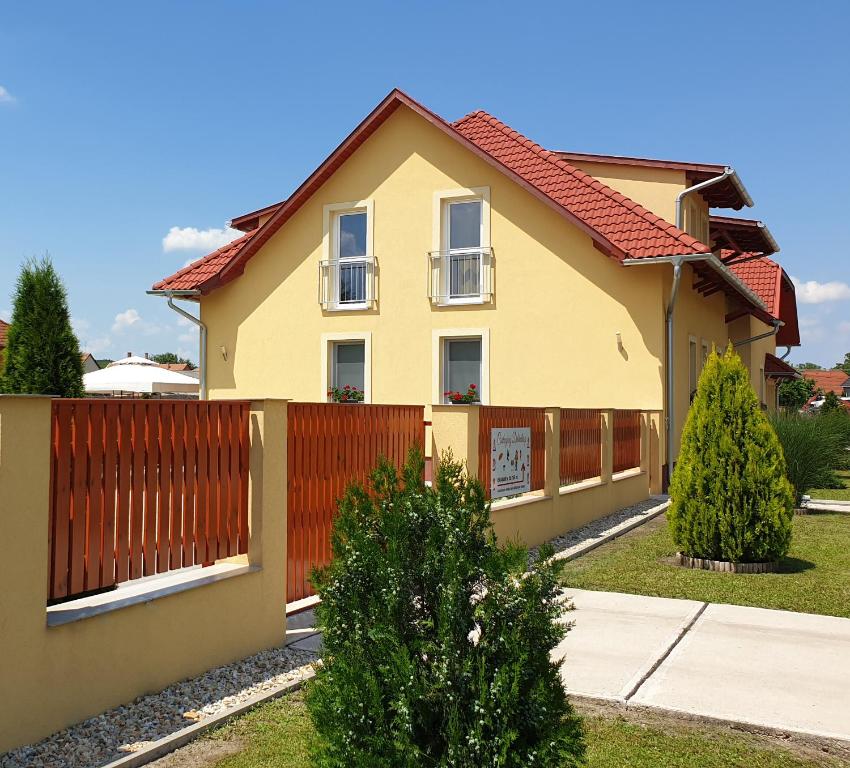 Csalogány Apartman Egerszalók, Egerszalók
