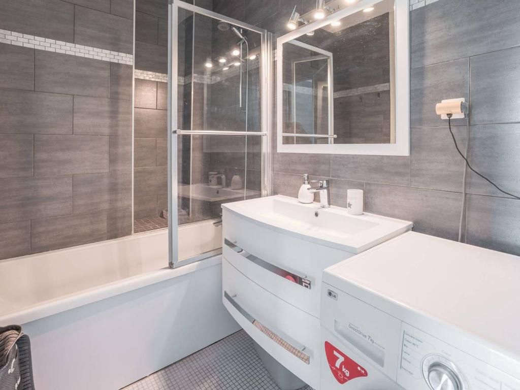Appartement lumineux avec cuisine séparée - Près de la plage - FR-1-821-3 - 5