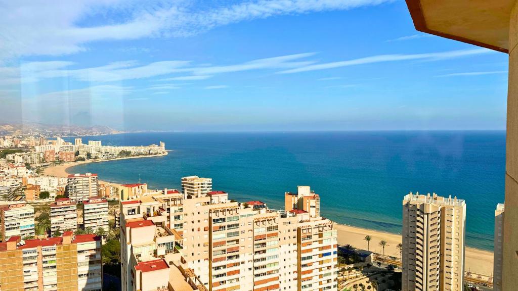 Ático a 50m del mar. Parking Gratis. A/C - 4