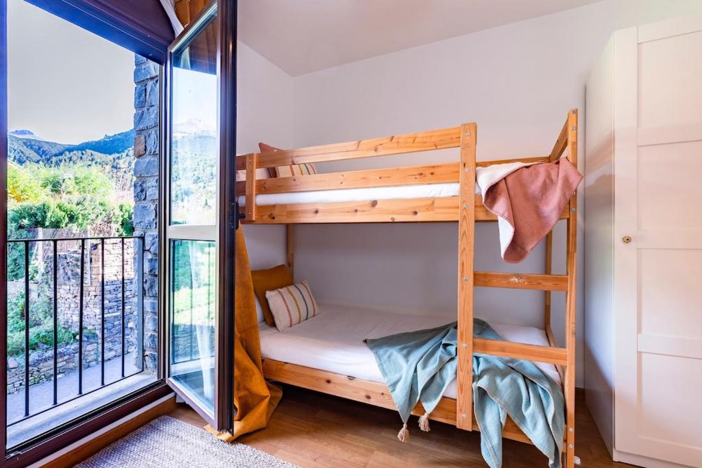 El Nido del Pirineo Estilo y Calidez en Villanúa - 5