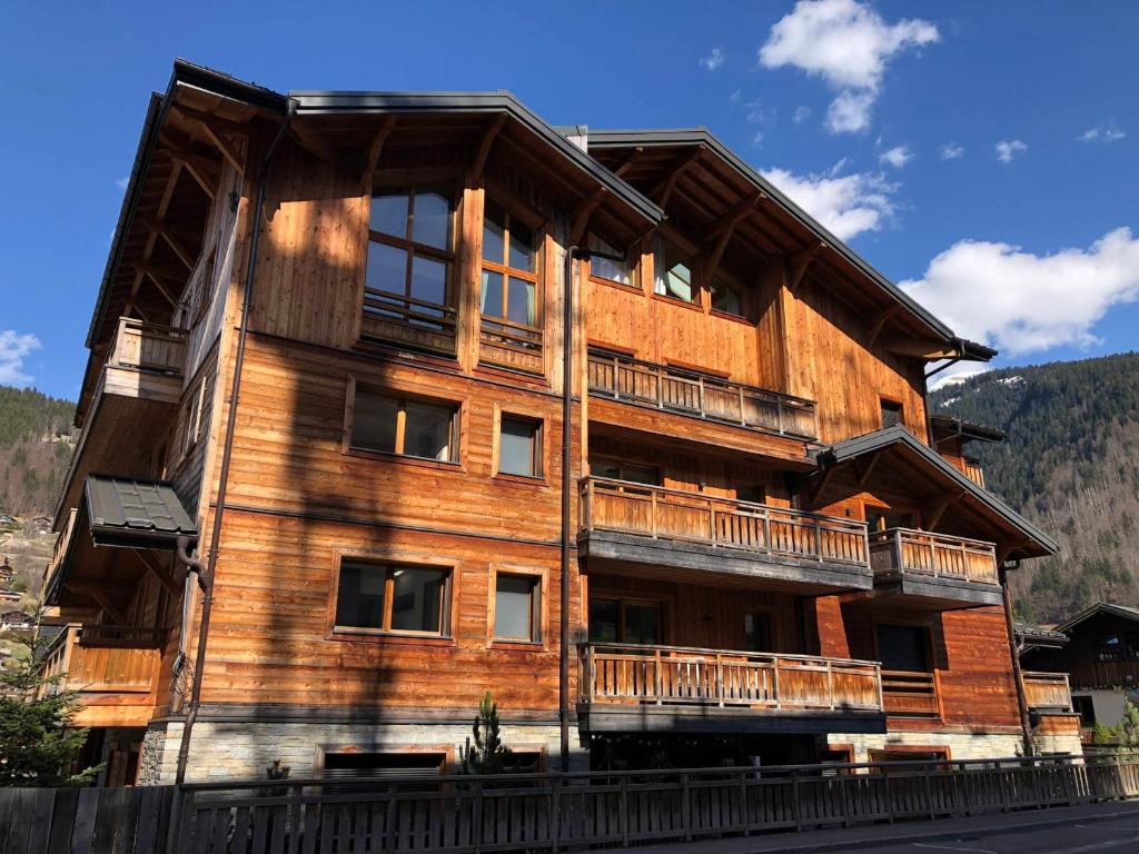 Appartement Moderne 2 Chambres au Centre de Morzine avec Parking et Wifi - FR-1-754-87 - 2