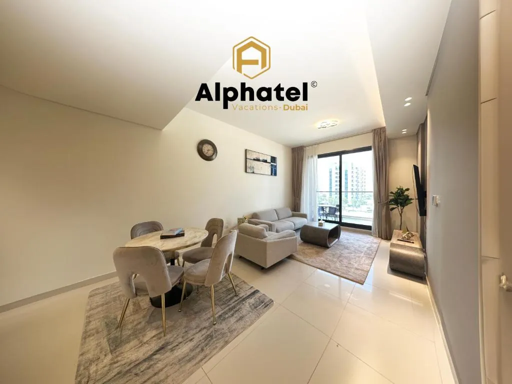 Stylish 1-Bedroom Apartment in Dubai Silicon Oasis - by Alphatel Vacations, hotel v Dubaji