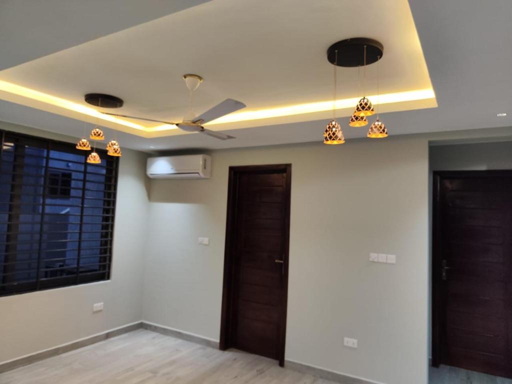 3 unit 4 bedroom for rent, Accra