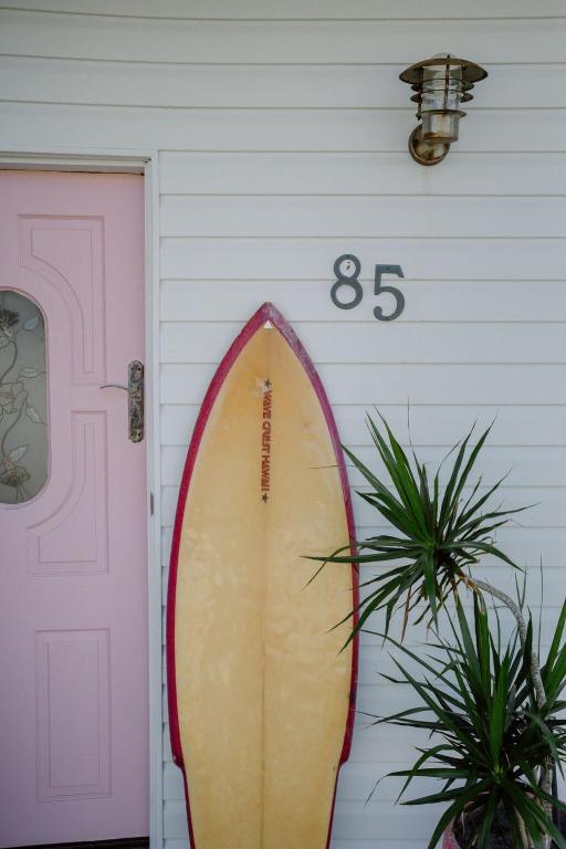 Seaside Surf Shack at Frenchmans beach, Caves Beach