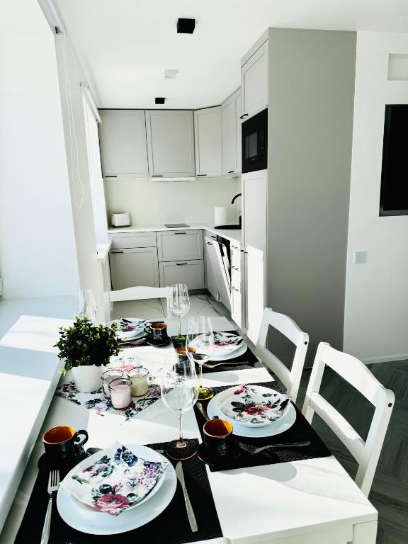 White Apartment, Liepāja