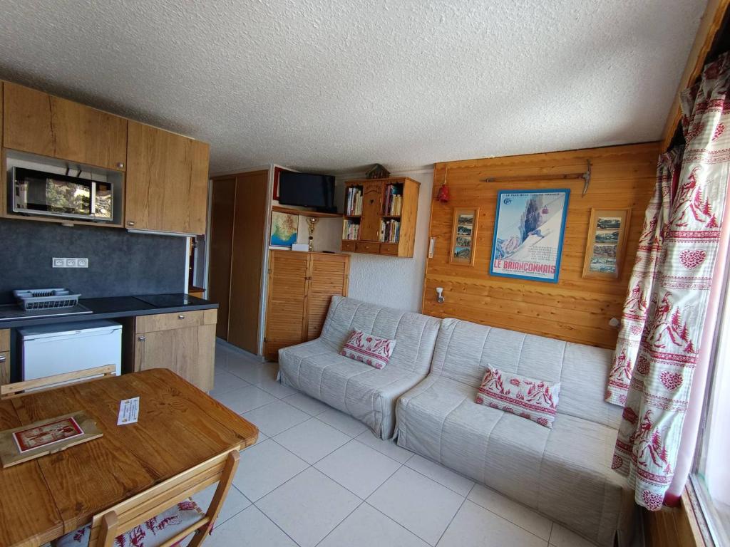 Studio cosy pour 2, proche pistes et commerces, parking privé inclus - FR-1-445-197 - 5