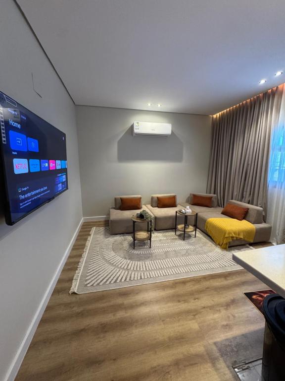 Suits studio, Al Ula