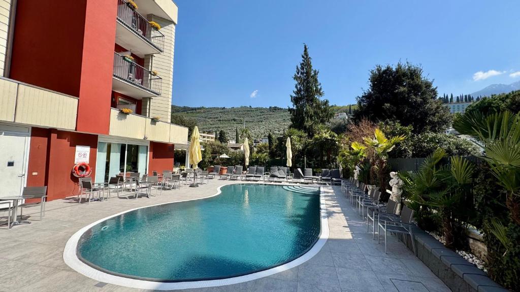 Hotel Royal - 2