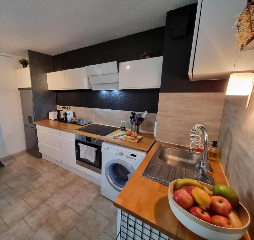 "Le Liberty" Appartement calme et cosy avec vue piscine et montagnes - 4