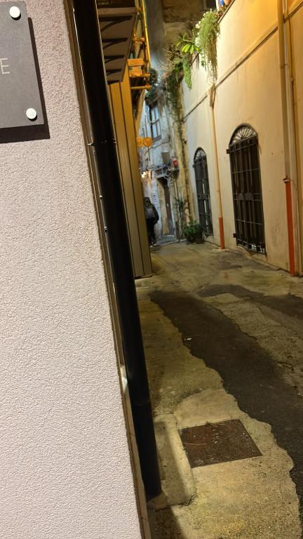 Alloro Apartment 9 - 3