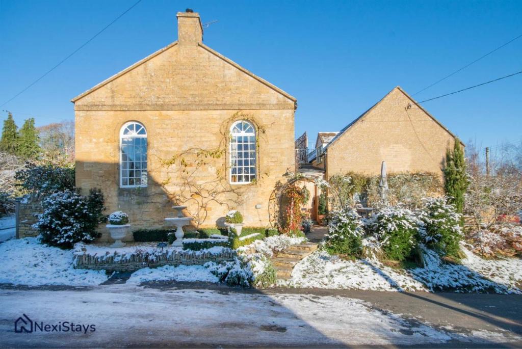 Prime Cotswold Location, The Old Chapel Longborough, Longborough