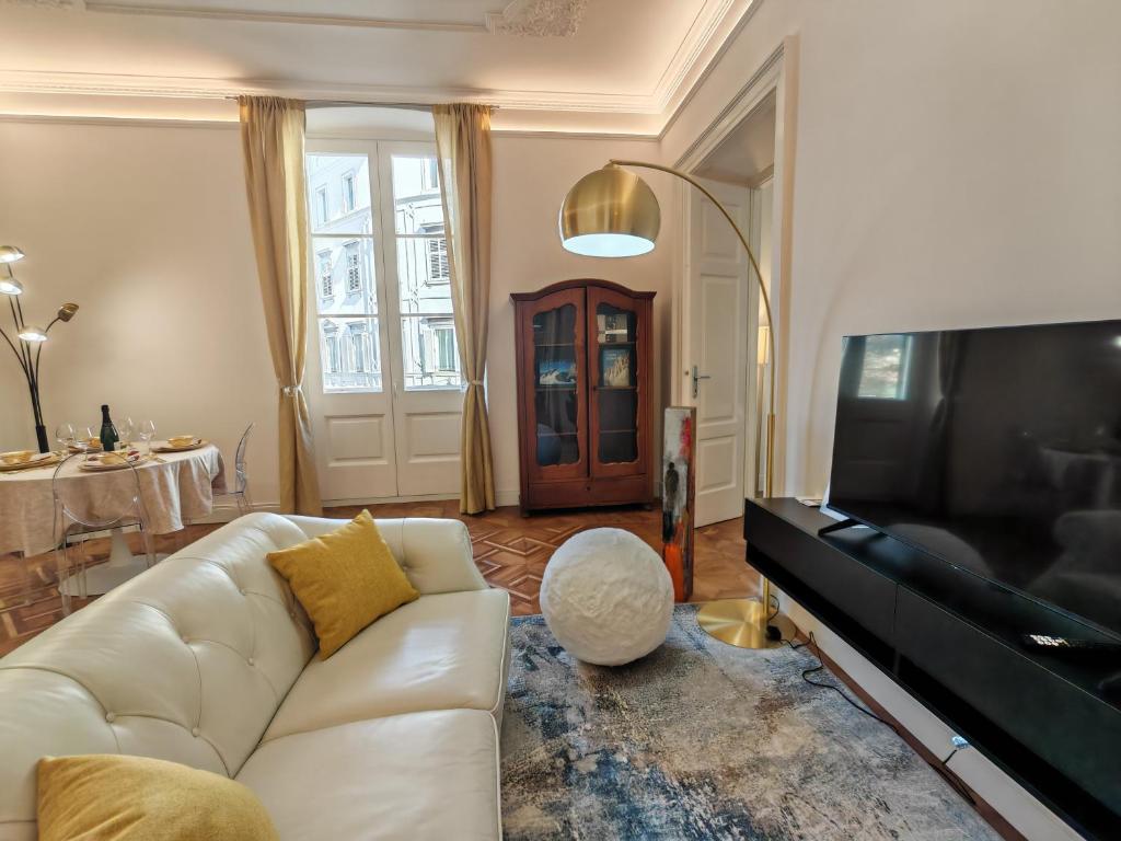 Jonathan Luxury Apartment Trieste Station - 2