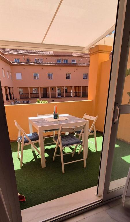 Apartamento Avenida Andalucía Plaza - 4