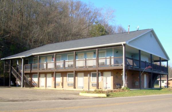 Roscoe Motor Inn Coshocton photo