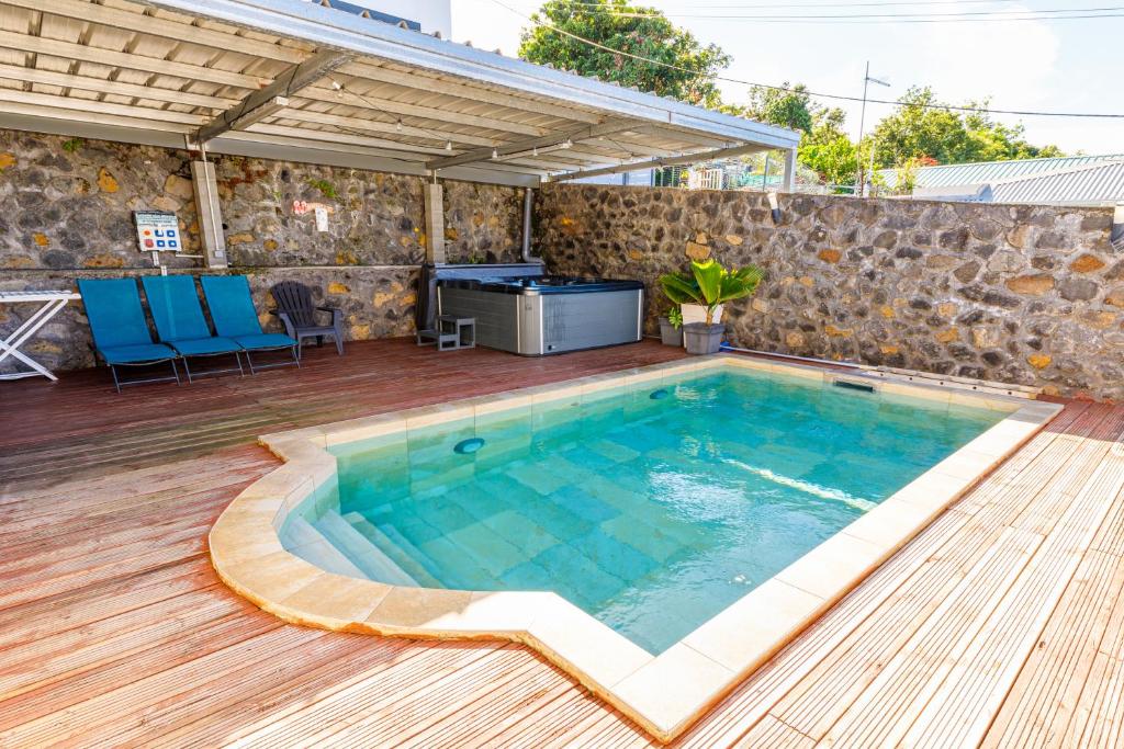 Villa ô ti paille-en-queue, Saint-Joseph