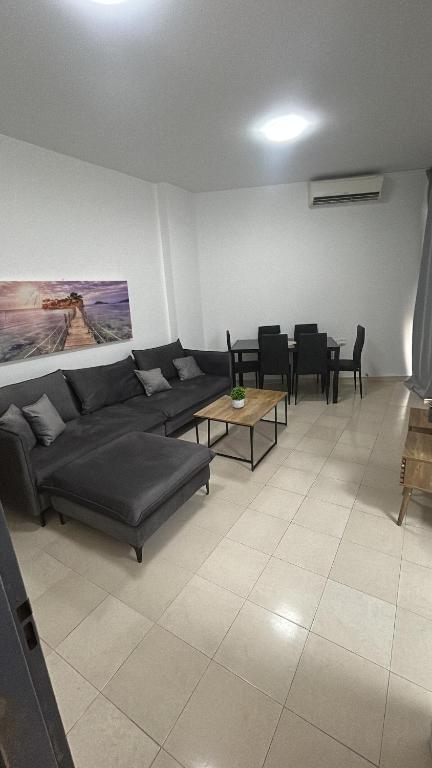 Sima Suite 2, Ašdod