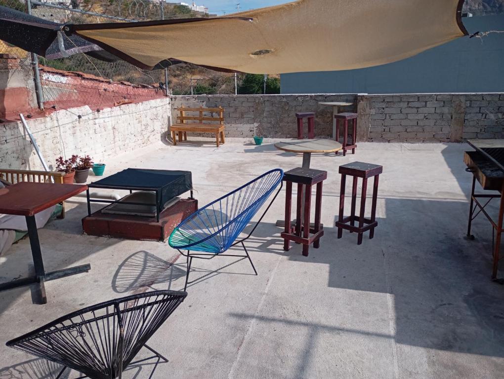 hostal 3tias importante se comparte la habitación con más huéspedes - 5