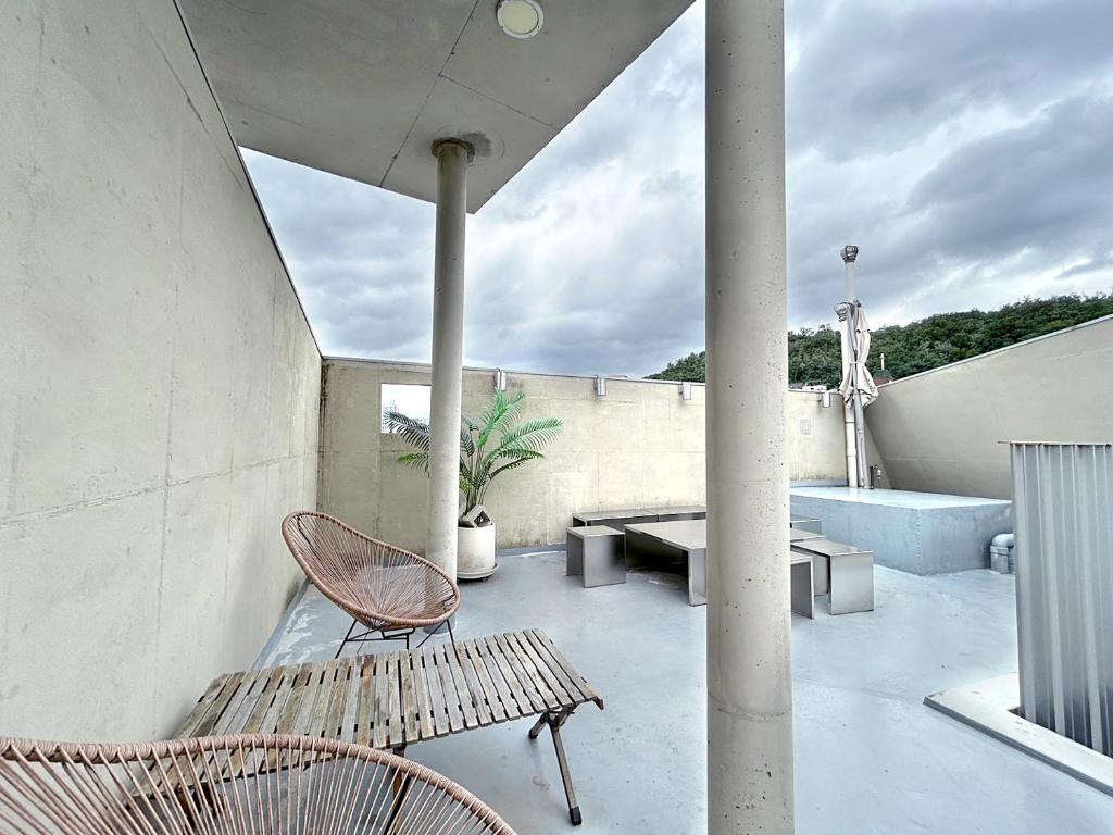 Private duplex house with a nice rooftop - Foreigner only, Seoul
