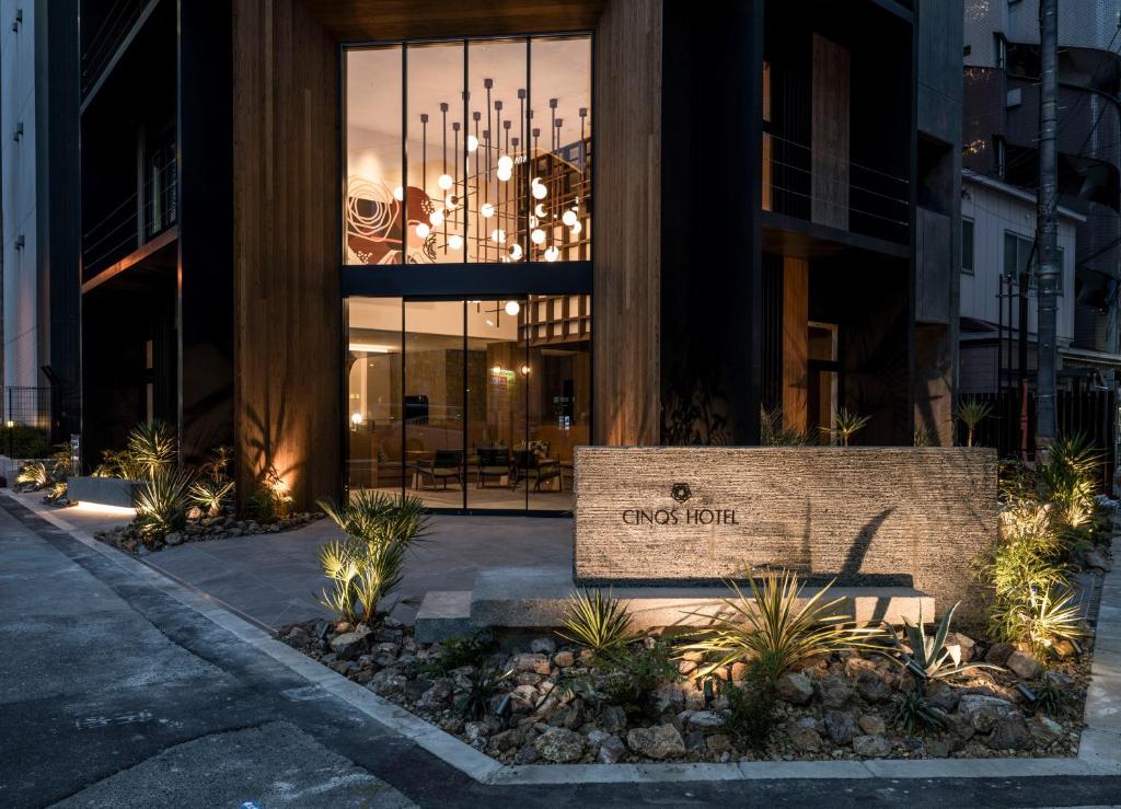 CINQS Hotel, Ósaka