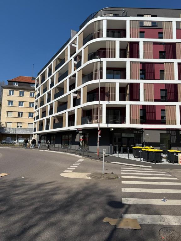 Le 72 contemporain - les Arènes - 5