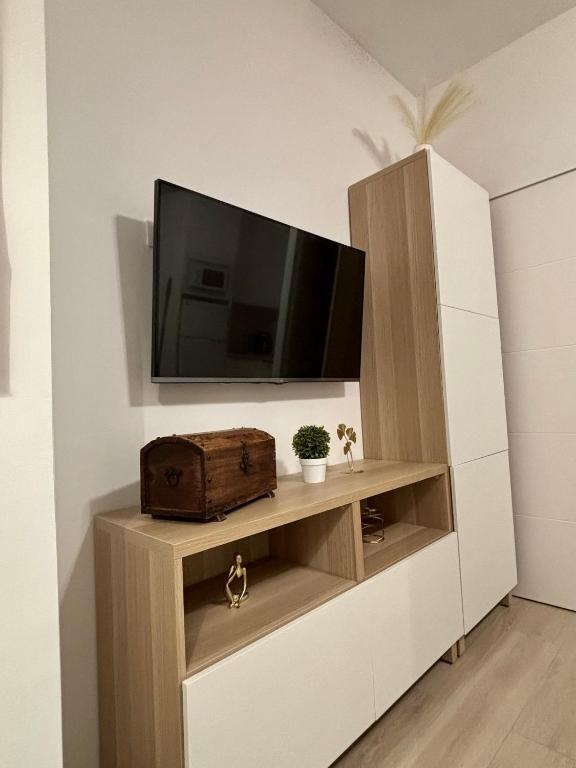 Álvaro Home con parking para turismo pequeño - 3