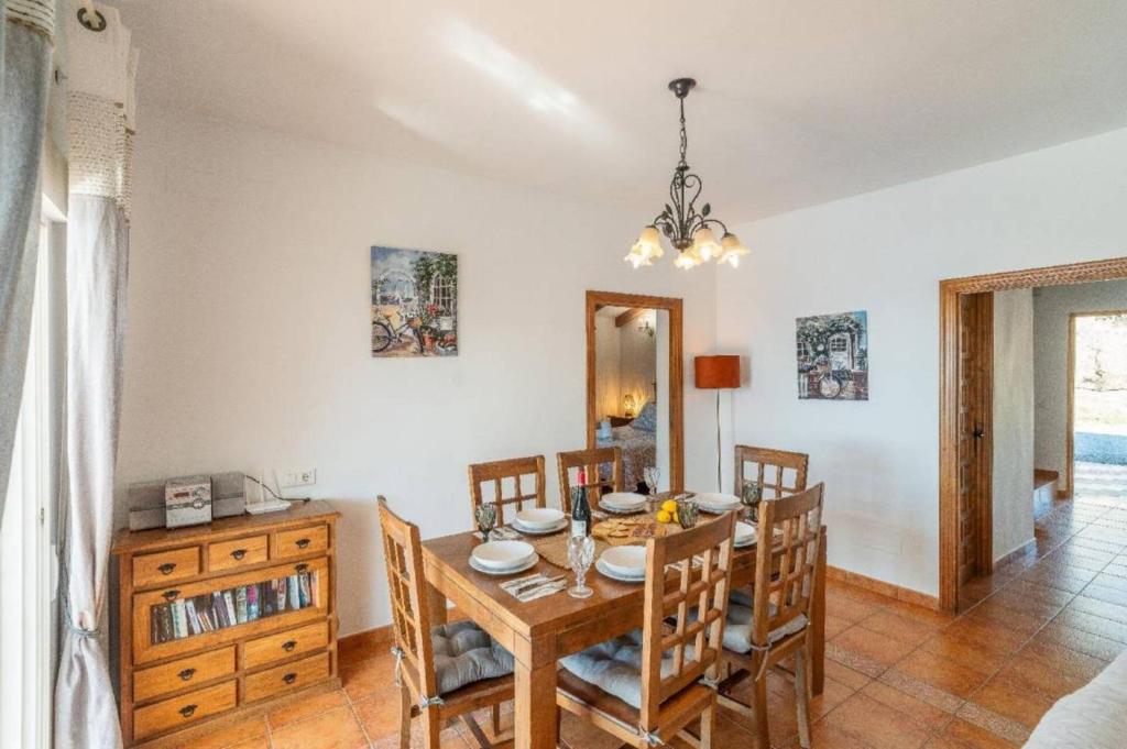 Gorgeous Bedel Villa - 4