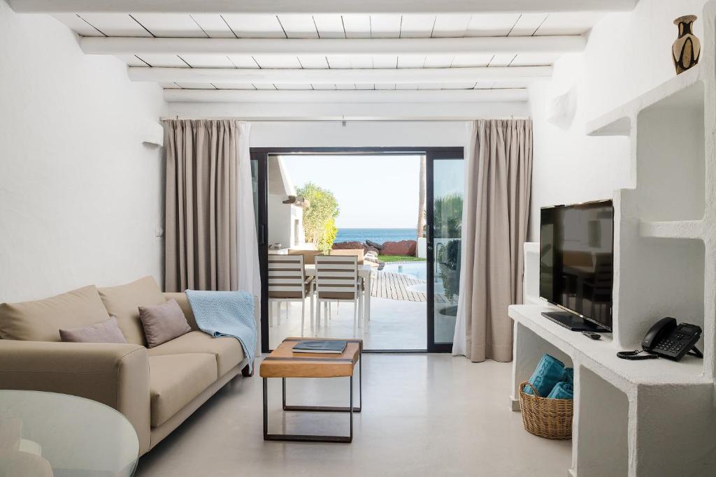 共用ラウンジ/TVエリア