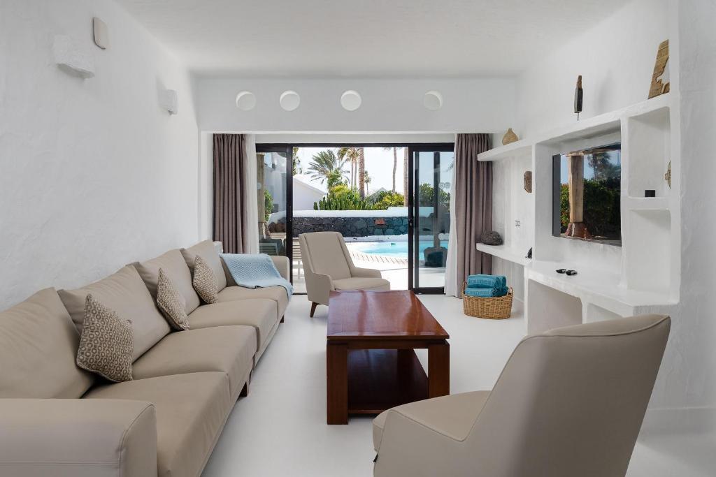 共用ラウンジ/TVエリア