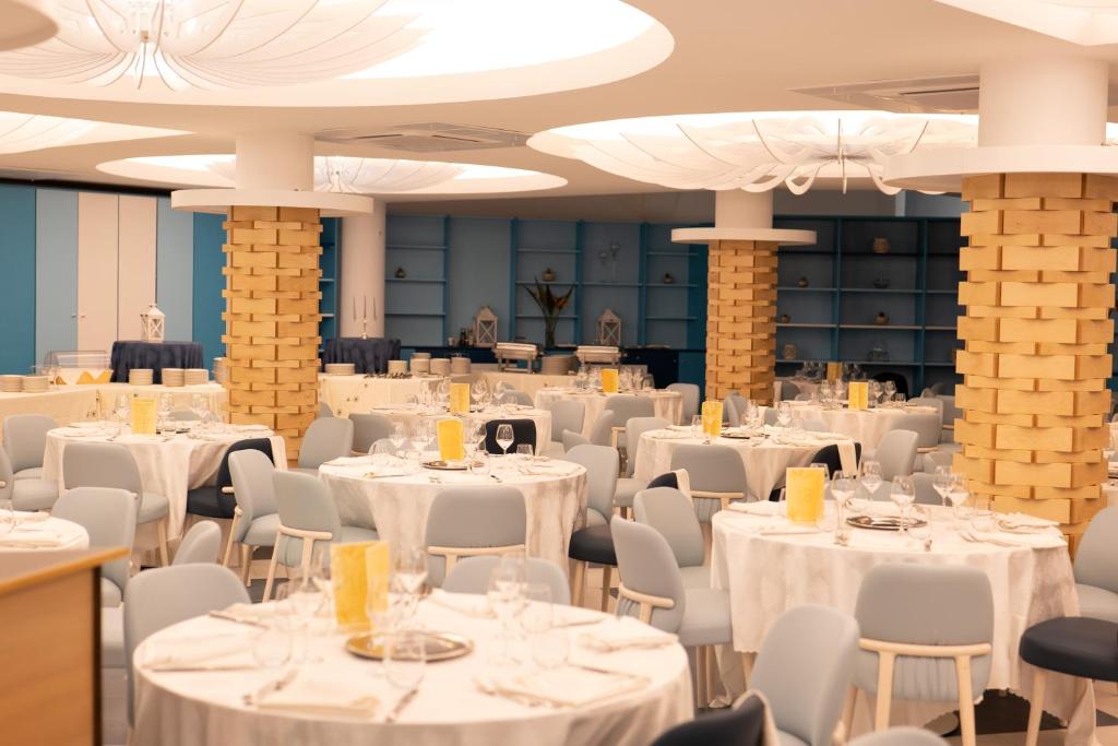 Hotel Villaggio Stromboli — Restauracje i bary in Ricadi, Kalabria