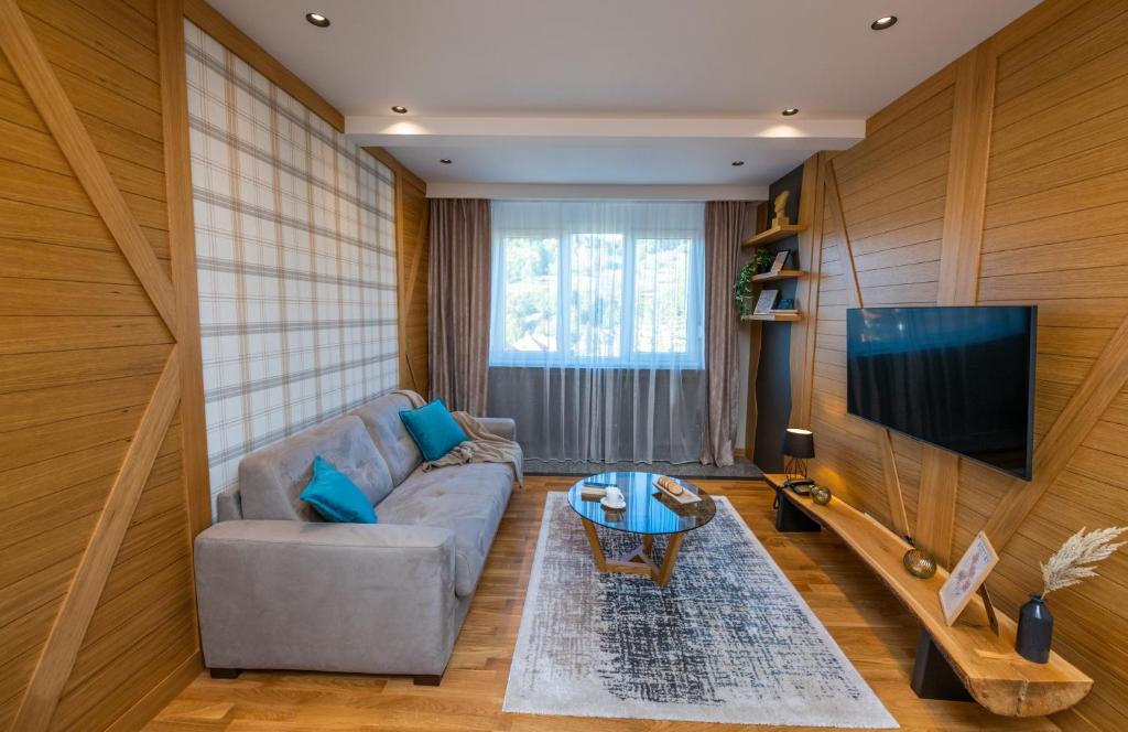 Luxury Mountain Getaway MM2 - 3