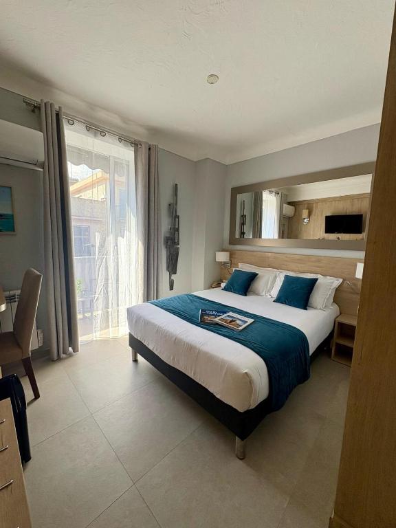 Hotel Miramar- Cap d'Antibes - La Garoupe plage - 3