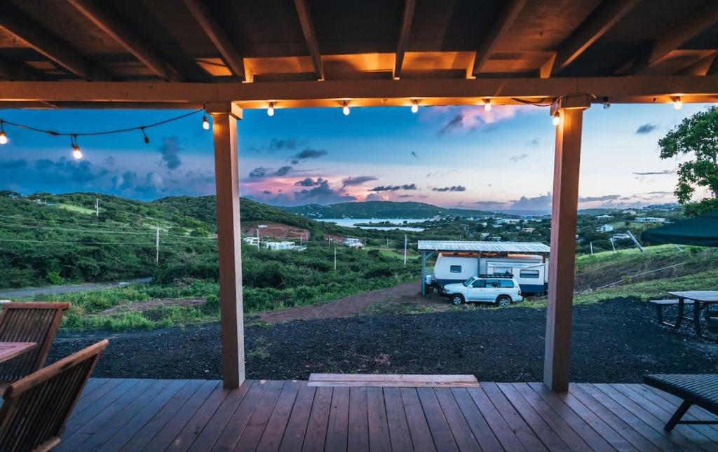 Scenic Serene RV - Panoramic Views, Culebra