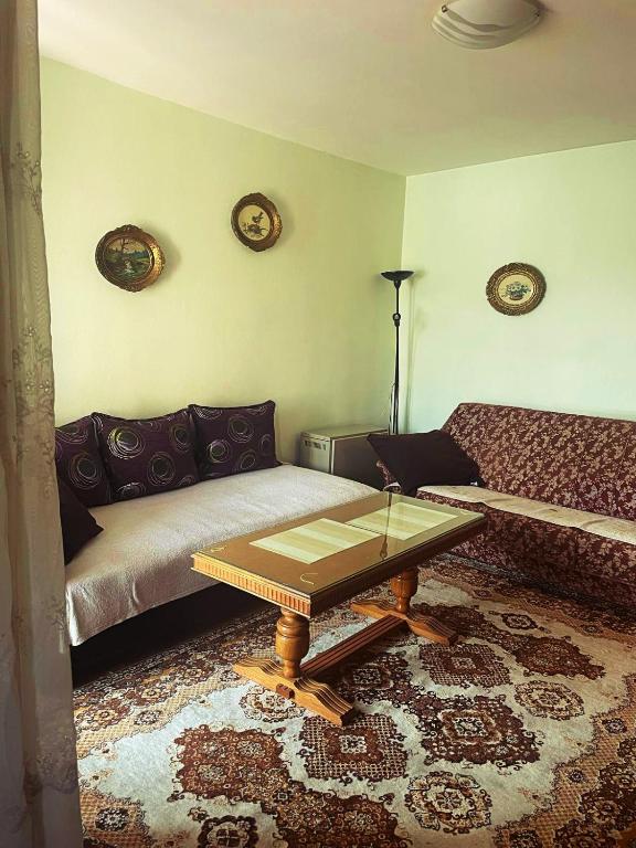 Aparment K - 2