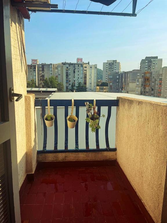 Aparment K - 4