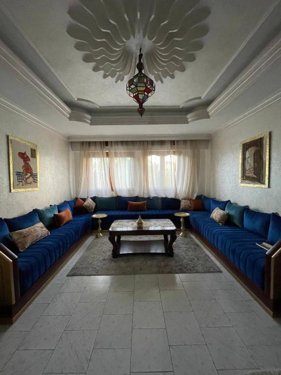 Beautiful 3-Bedroom Apt in the Heart of Tangier, Tanger