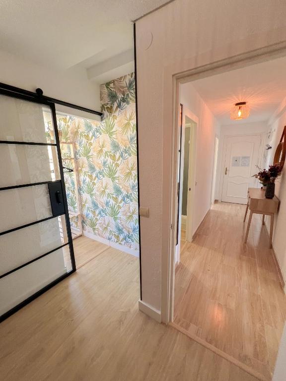 Modern & bright apartment with balcony - 5
