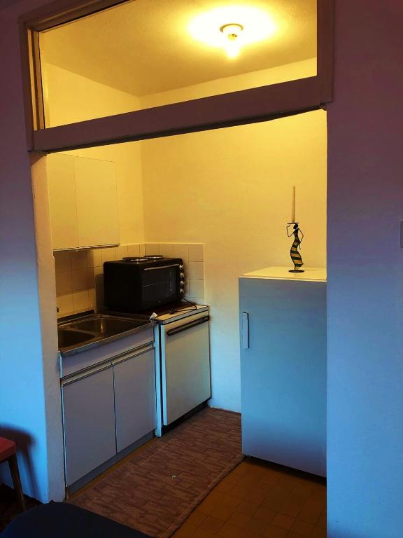 Aparment A - 4