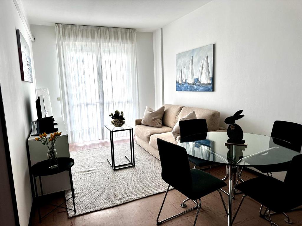 Bay Watch apartment by the sea - 4