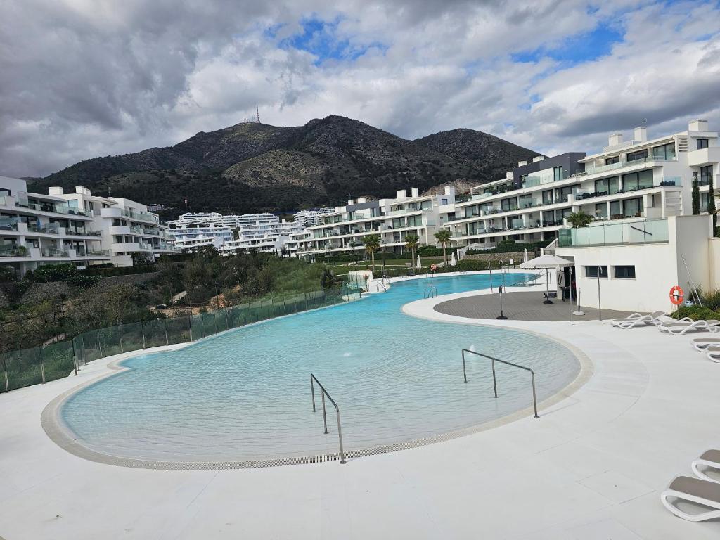 Sea View Flat in Higuerón West, Fuengirola